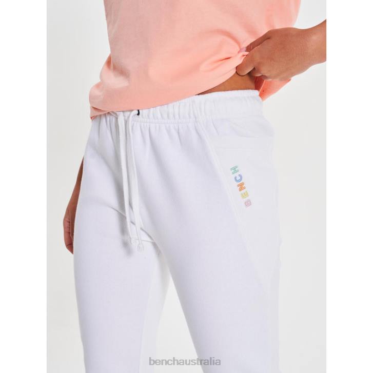JULANE Joggers Women 8V8T122 White Bench Apparel