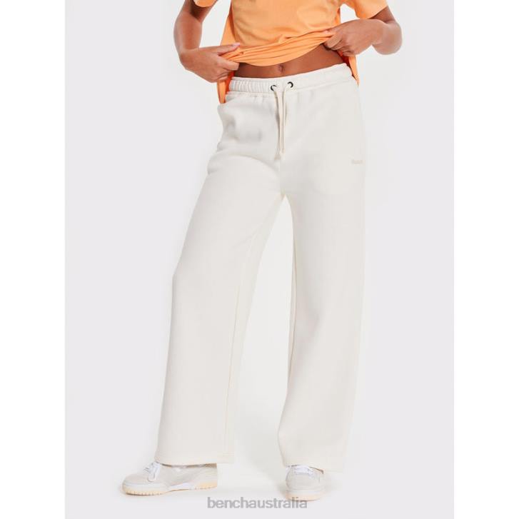SAYLAH Joggers Women 8V8T124 Winter White Bench Apparel